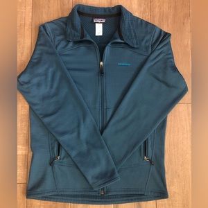 Patagonia R1 Full-Zip Jacket in Teal Blue - Men’s Medium